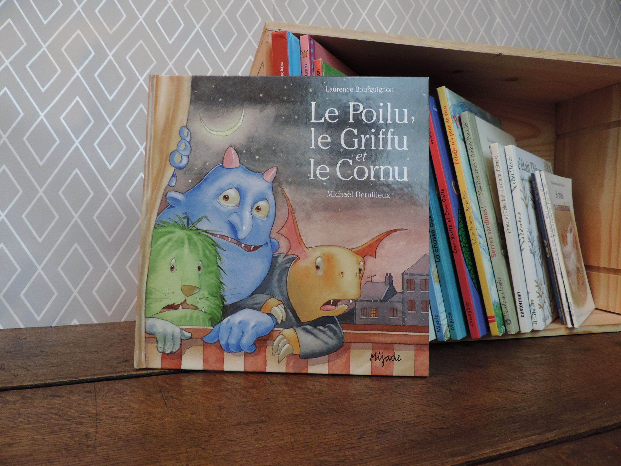 Le poilu, le griffu et le cornu