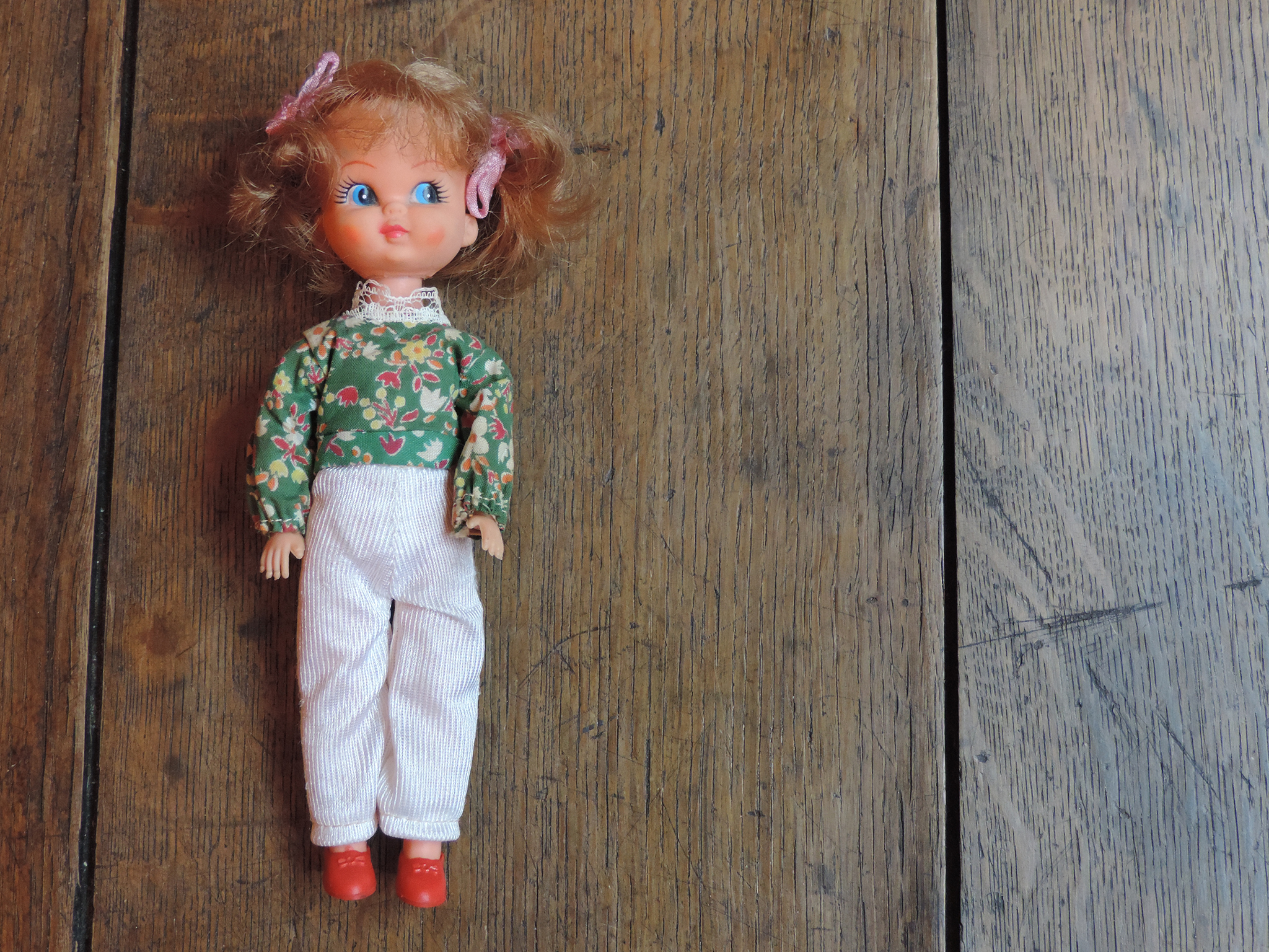 Petite poupée vintage - Grenier d'enfance