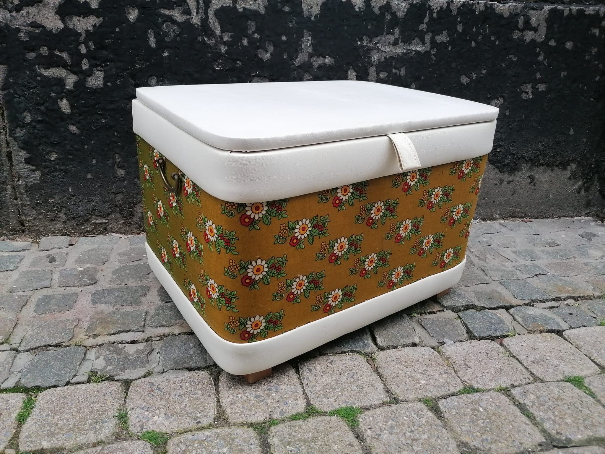 Coffre à jouet vintage