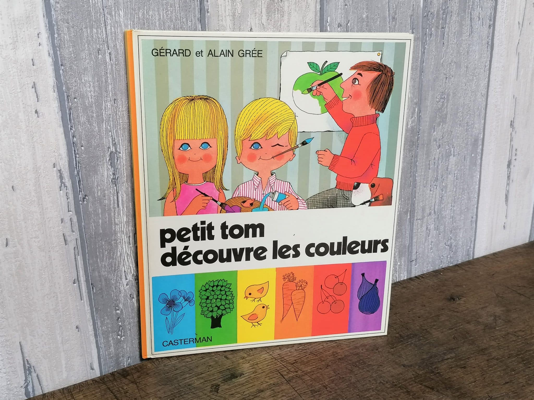 Petit Tom découvre les couleurs