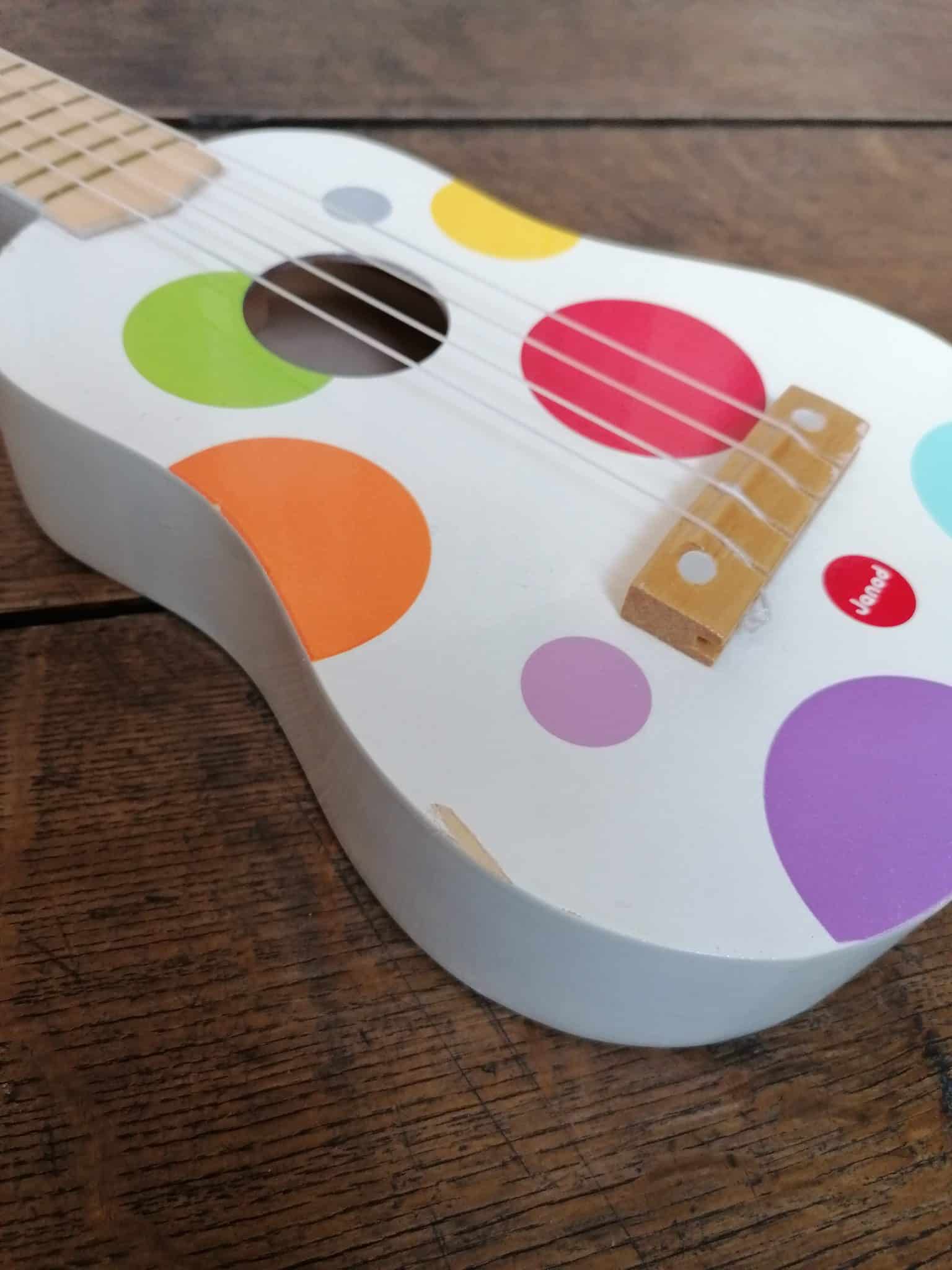 Guitare 4 cordes : Youkoulélé en bois Confetti