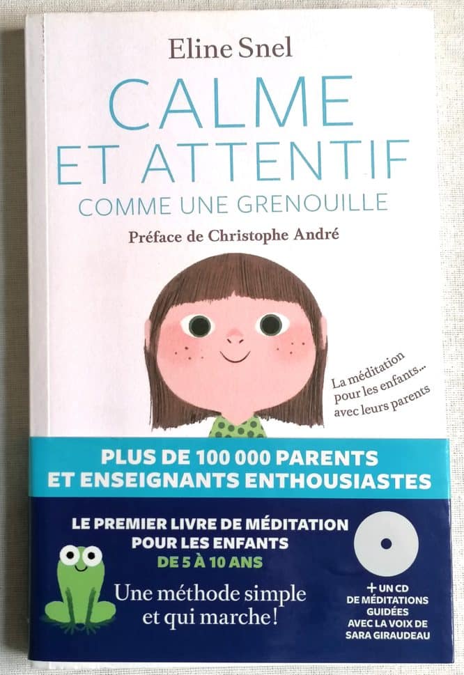 Calme et attentif comme une grenouille